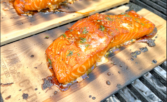 Sweet n Spicy Sriracha Glazed Salmon